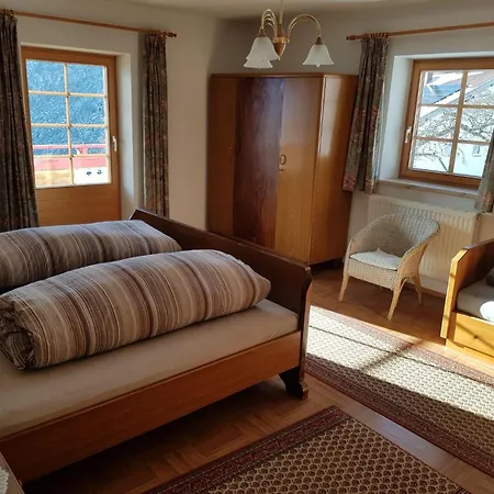 Hauspircher Lägenhet *